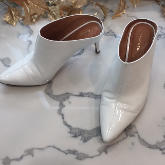 Halogen Shoes - Halogen white Andi stiletto pointy toe mule sz8M